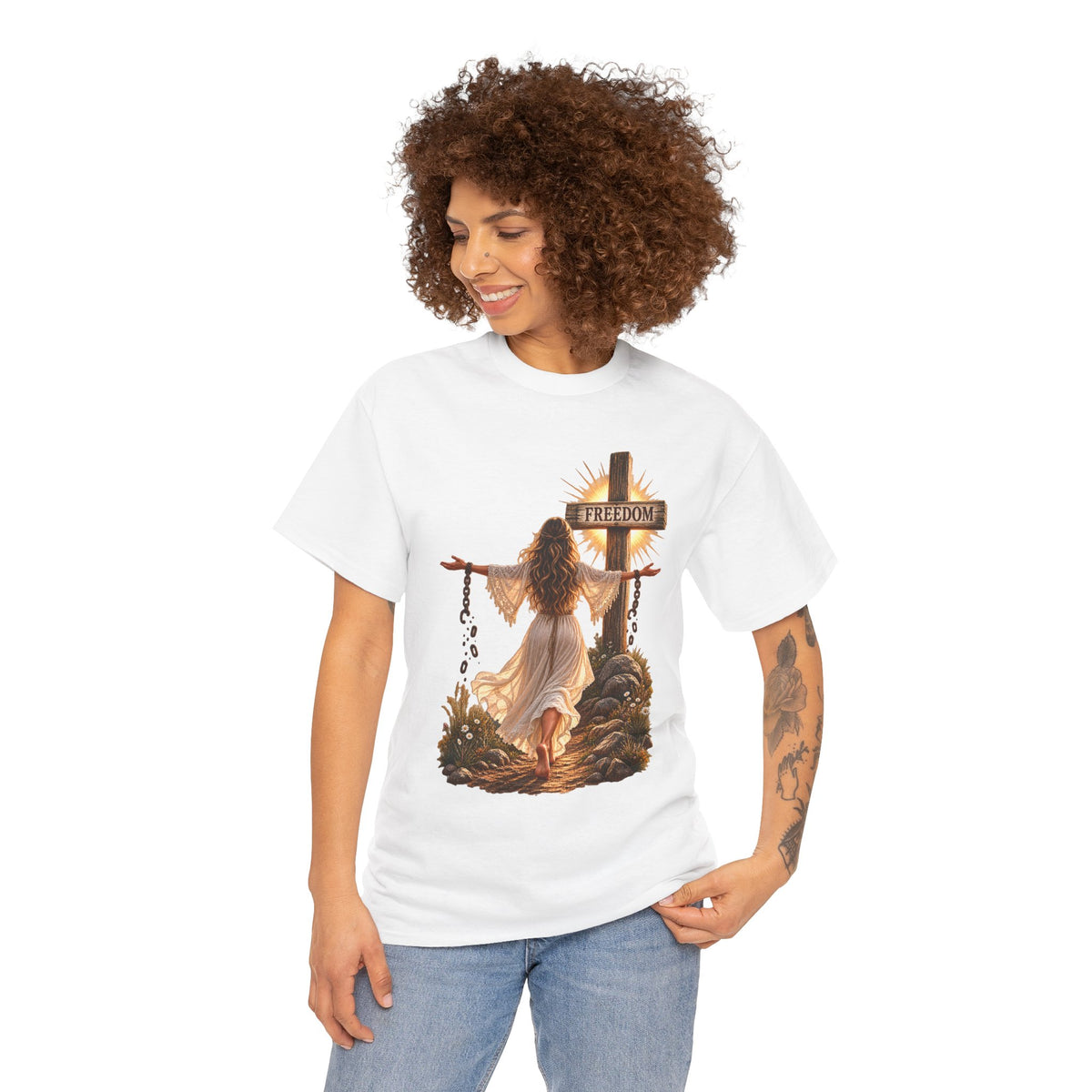 Broken chains T-Shirt | Freedom religious faith design